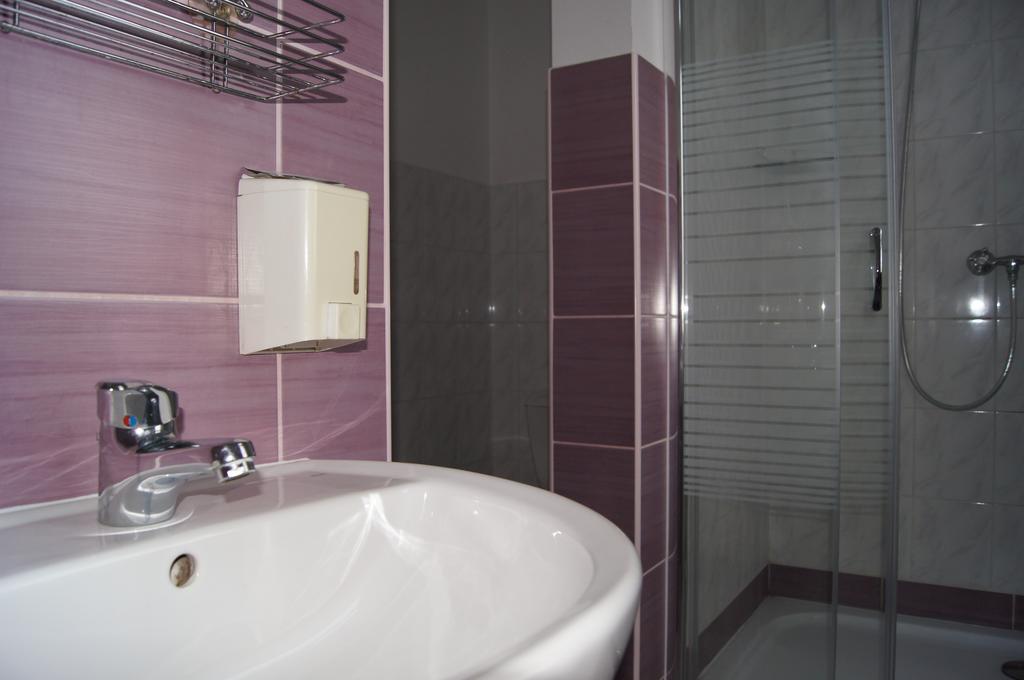 Zacisze Bed & Breakfast Nakło nad Notecią Oda fotoğraf