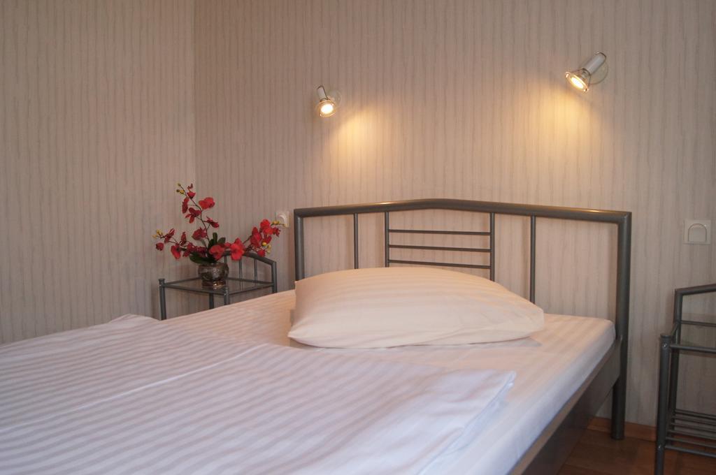 Zacisze Bed & Breakfast Nakło nad Notecią Oda fotoğraf